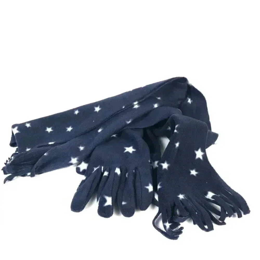 Old navy star print mittens and scarf set L-XL
